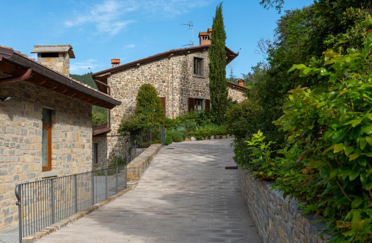 Borgo I Tre Baroni - Spa Suites & Resort Poppi Εξωτερικό φωτογραφία