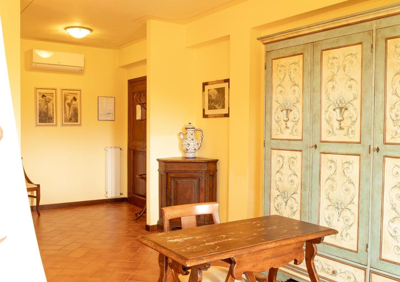 Borgo I Tre Baroni - Spa Suites & Resort Poppi Εξωτερικό φωτογραφία